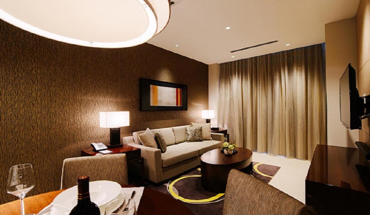 Executive One-Bedroom Suite