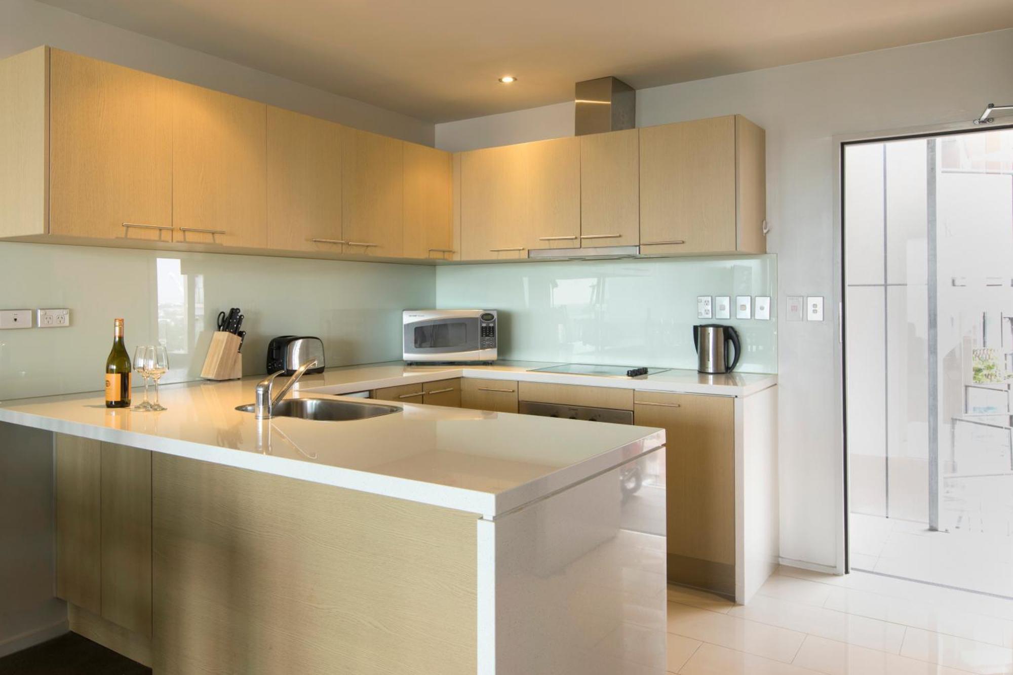 One-Bedroom Executive Suite,1213411792:JPEG