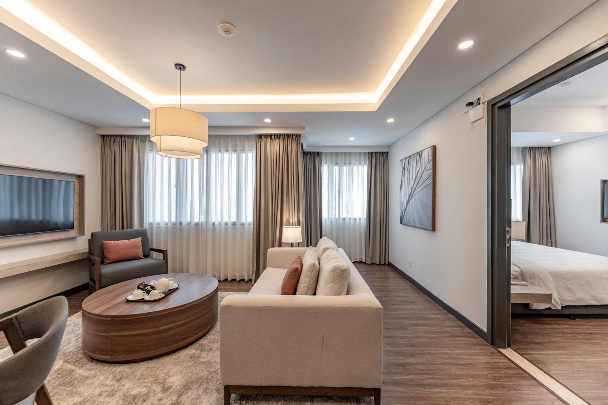 Deluxe One-Bedroom Suite
