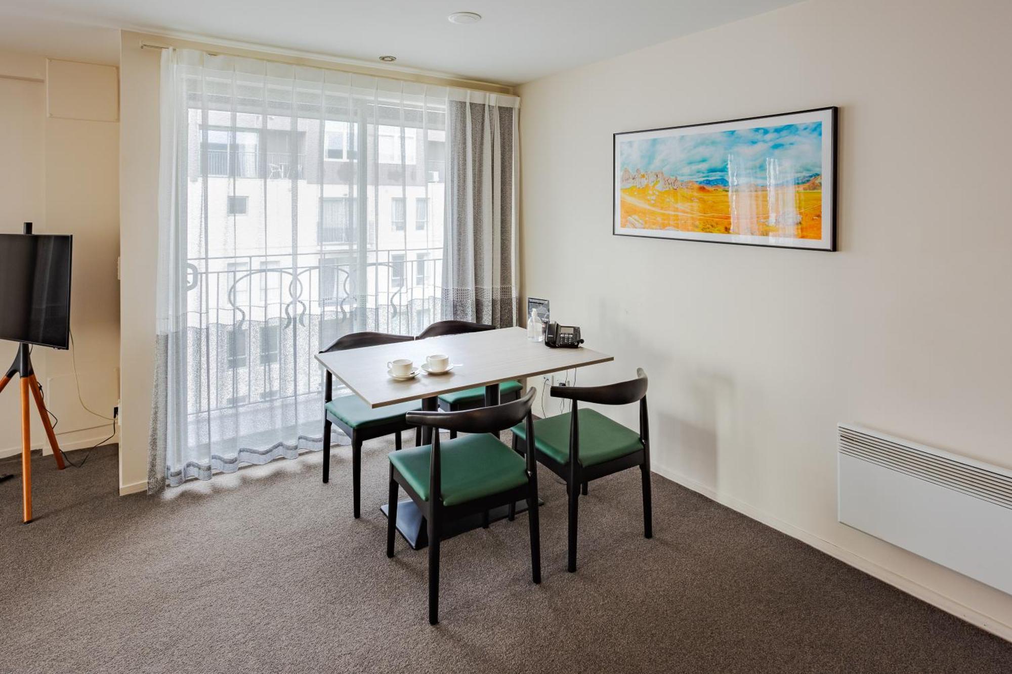 Two-Bedroom Apartment with Two Bathrooms