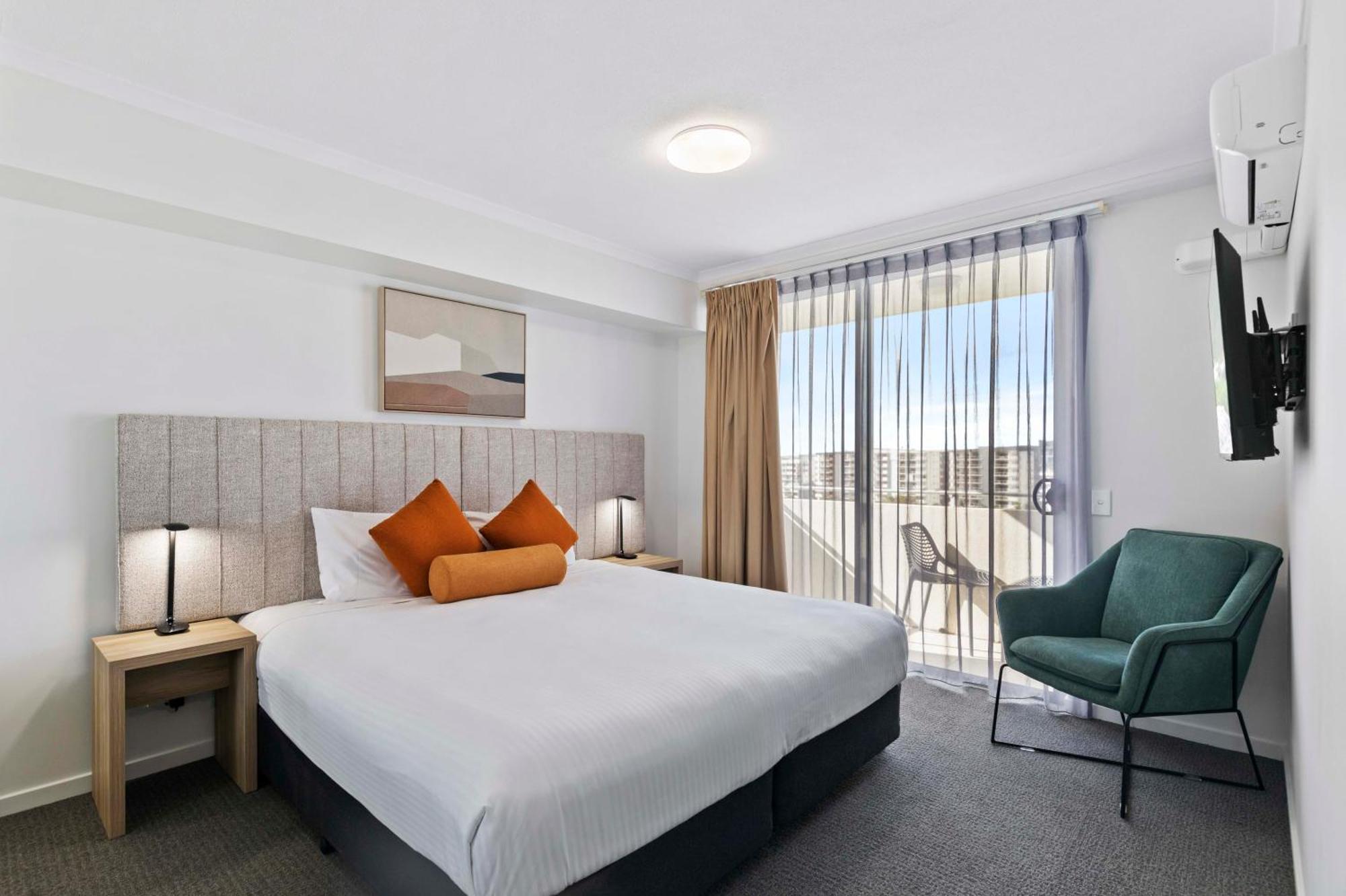 One-Bedroom Apartment,994539103:JPEG