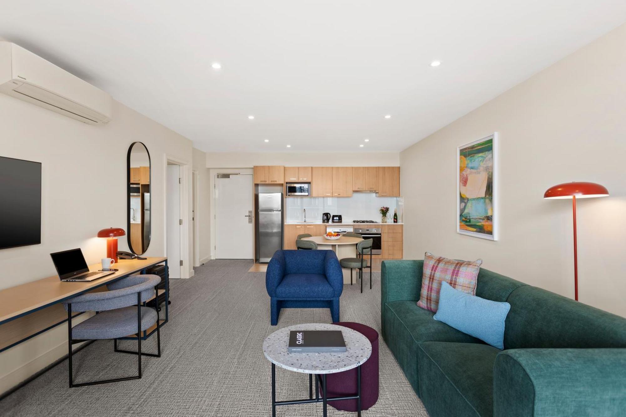 Deluxe Apartment