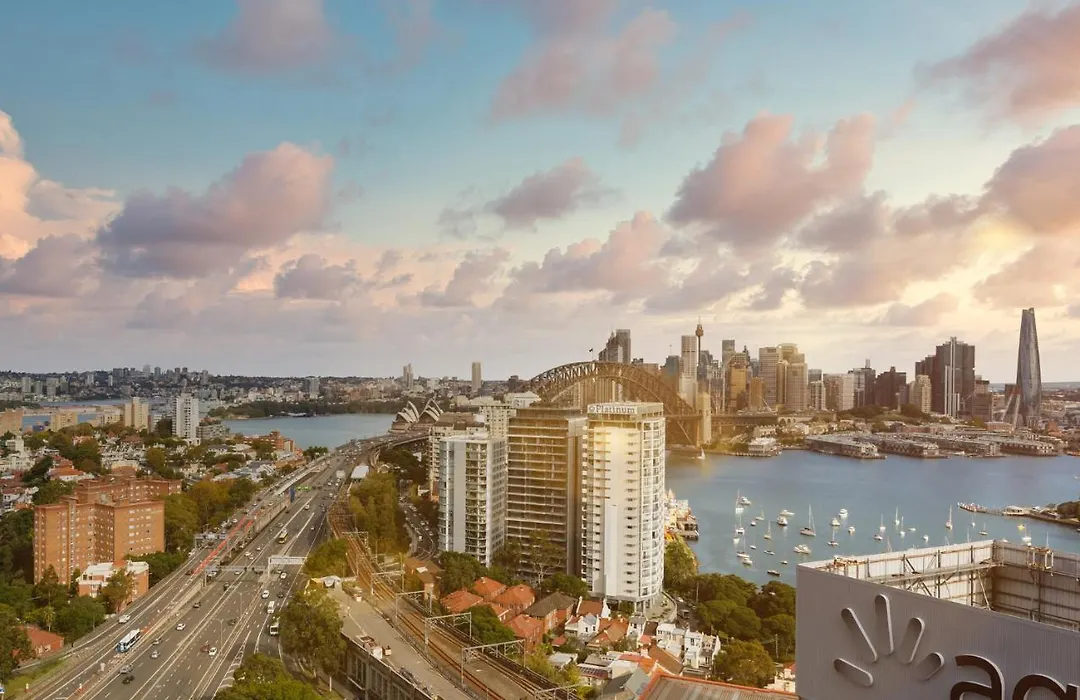 Meriton Suites North Sydney-1