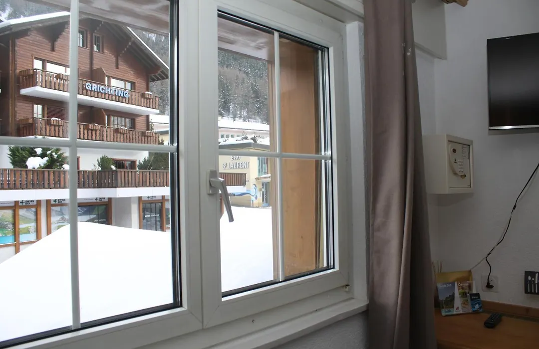 Grichting Hotel & Serviced Apartments-1