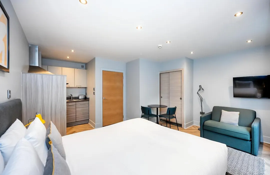 Staycity Aparthotels Edinburgh West End-1