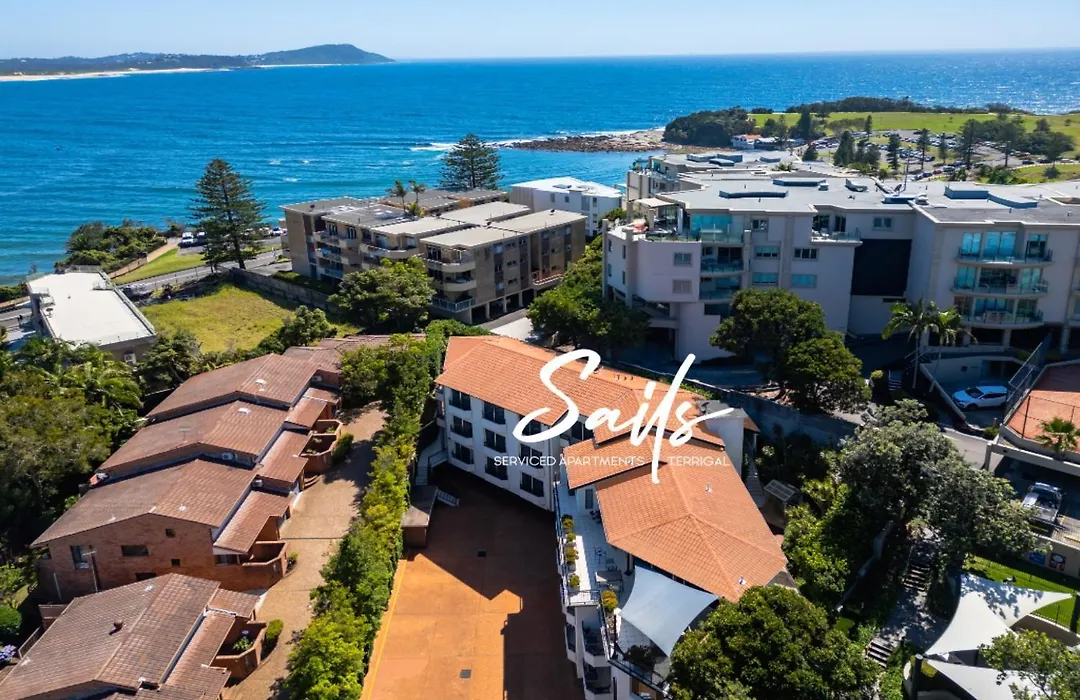 Terrigal Sails Serviced Apartments-1