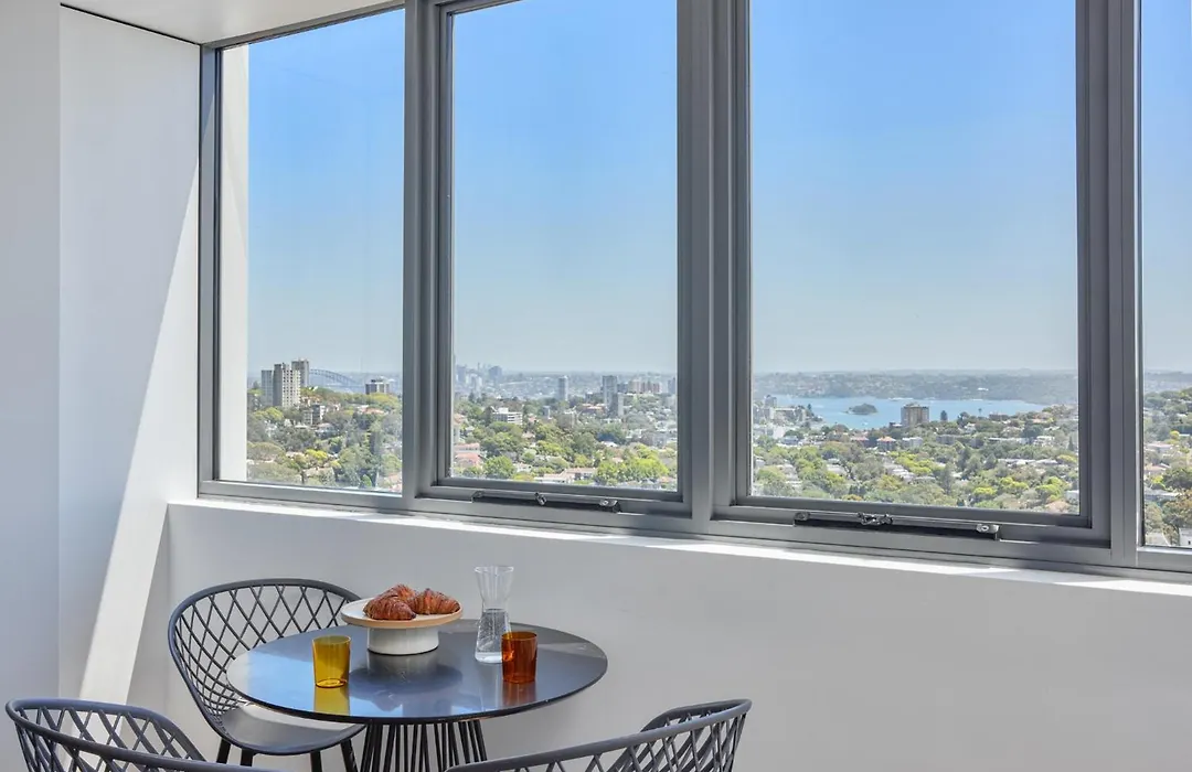 Meriton Suites Bondi Junction-1