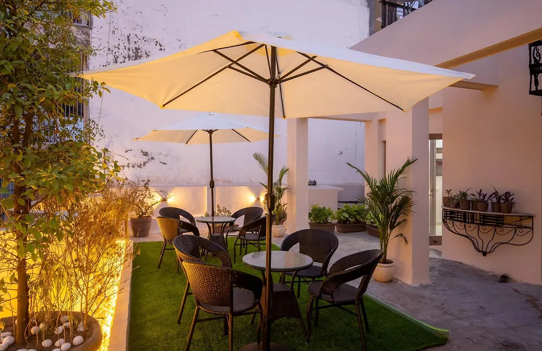 Bedchambers Serviced Apartments, Sector 40-1