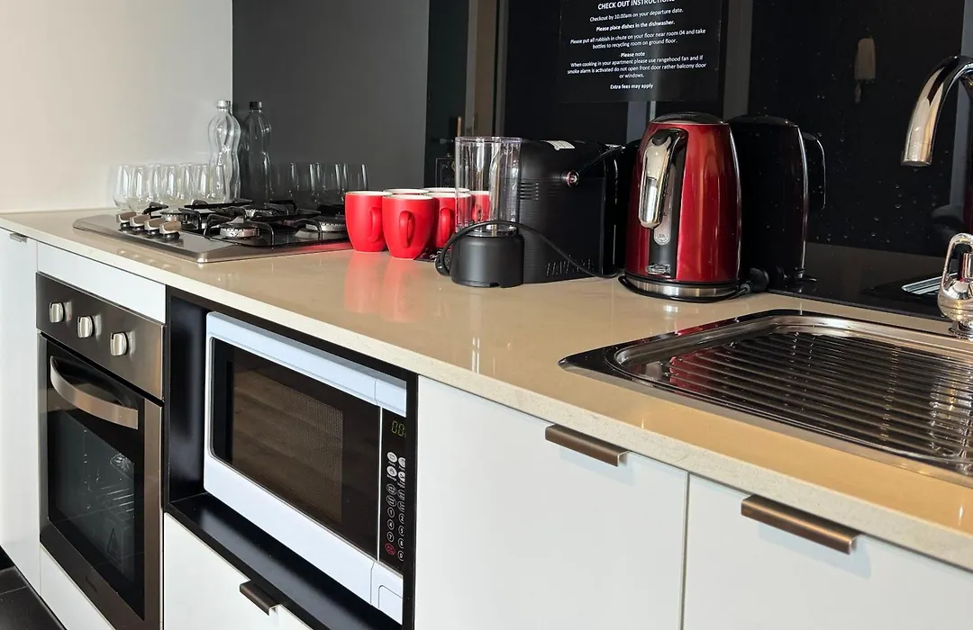 Aura On Flinders Serviced Apartments-1
