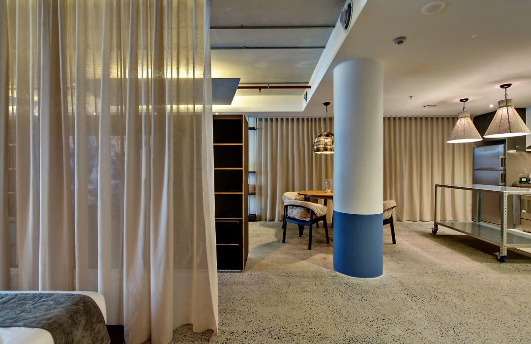 Zara Tower - Luxury Suites And Apartments-1
