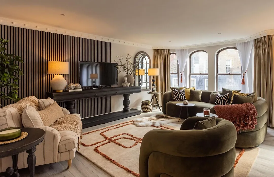 Mayfair House-1
