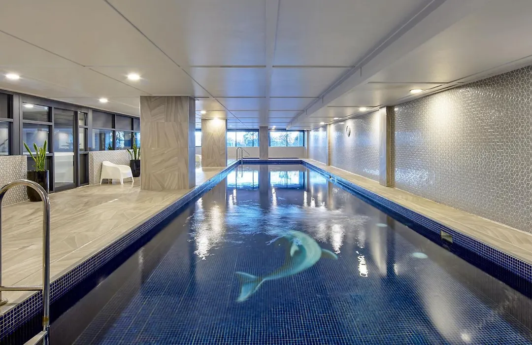 Meriton Suites North Sydney-1