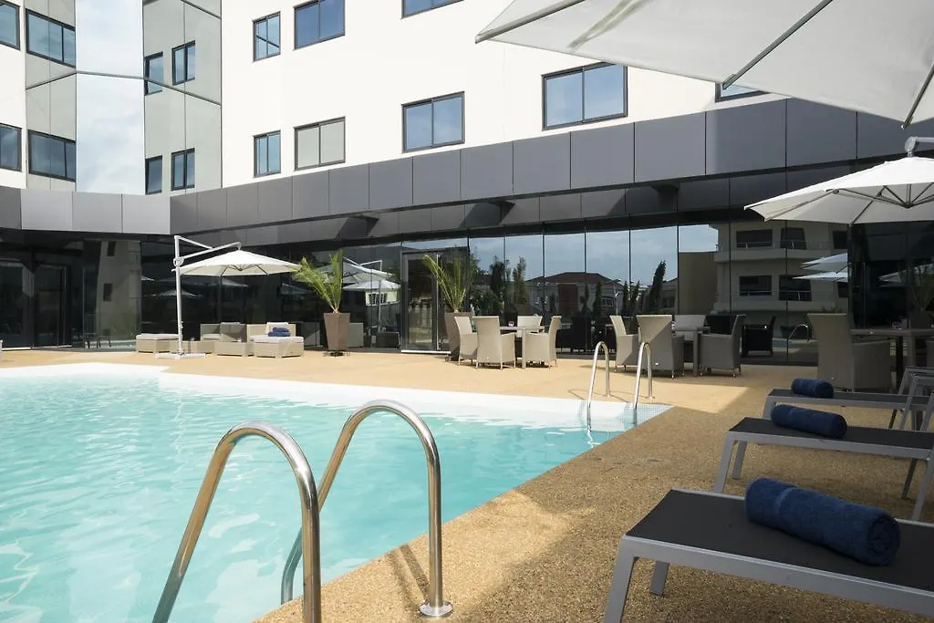 Fiesta Residences Boutique Hotel And Serviced Apartments.-1