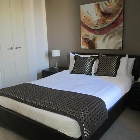 Rnr Serviced Apartments Adelaide-2