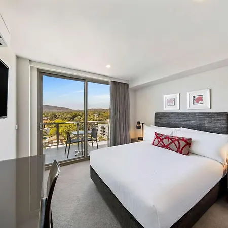 Adina Serviced Apartments Canberra Dickson-3