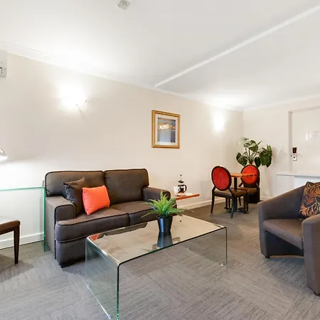 The Peninsula Riverside Serviced Apartments-2