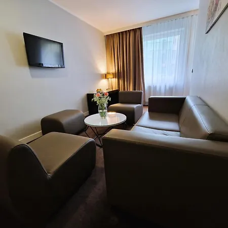 Platinum Apartments Aparthotel-3