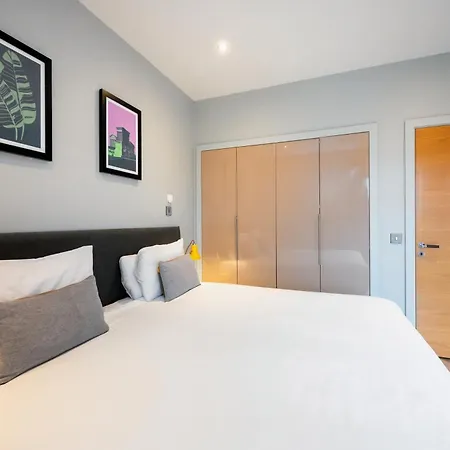 Staycity Aparthotels Edinburgh West End-2