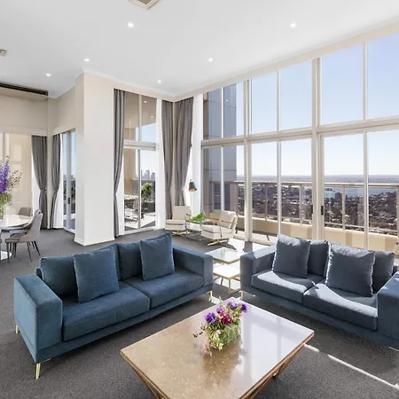 Meriton Suites Bondi Junction-3