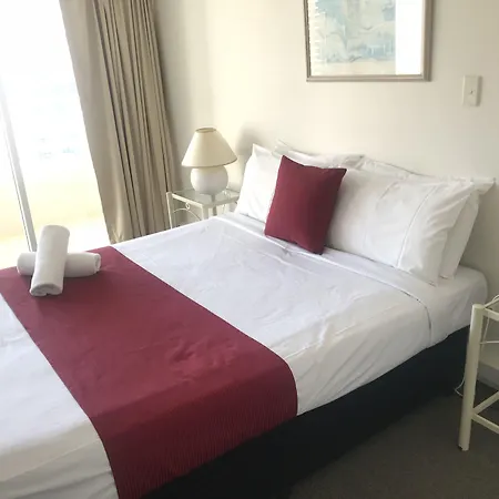 Zenith Ocean Front Apartments Gold Coast - Official Listing-3
