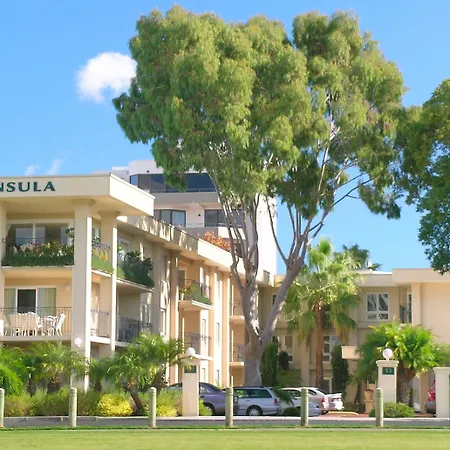 The Peninsula Riverside Serviced Apartments-3