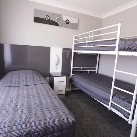 Cattlemans Country Motor Inn & Serviced Apartments-2