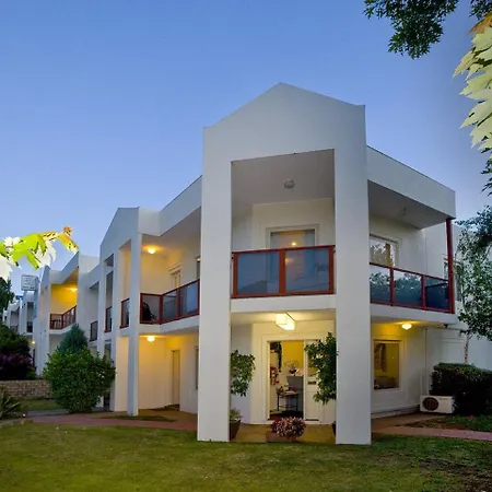 Hawthorn Gardens Serviced Apartments-2