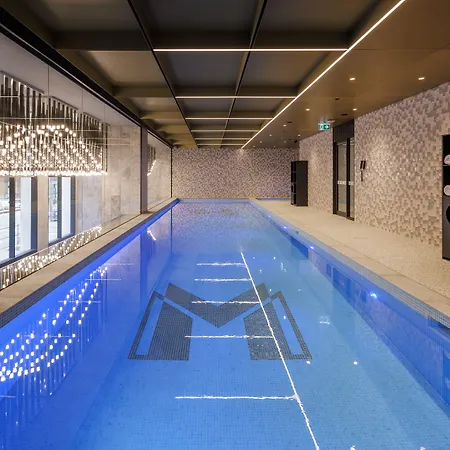Meriton Suites Melbourne-3
