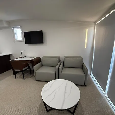 Sixty Two On Grey Serviced Apartments-3