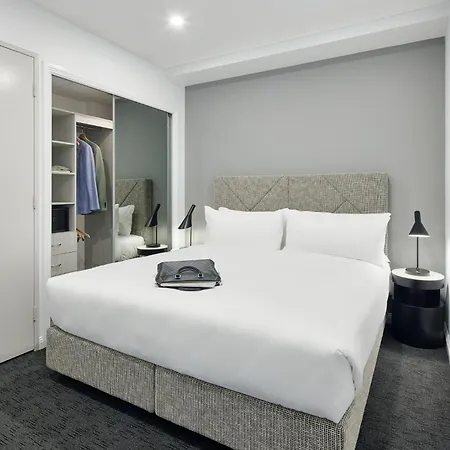Meriton Suites Mascot Central-3
