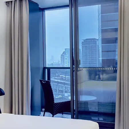 Meriton Suites North Sydney-2
