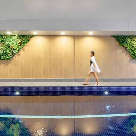 Meriton Suites Campbell Street, Sydney-2
