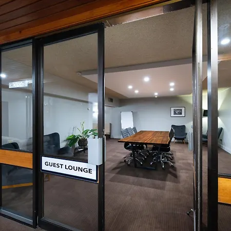 Belconnen Way Hotel & Serviced Apartments-2