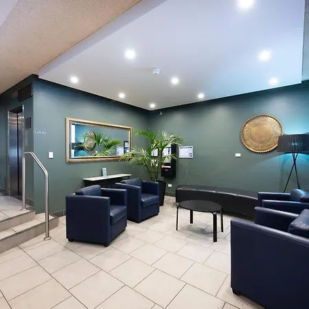 Belconnen Way Hotel & Serviced Apartments-3