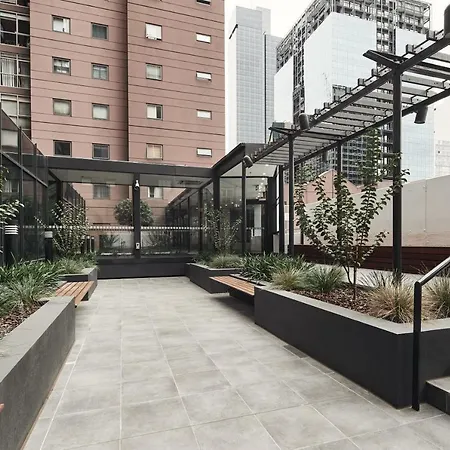 Paramount Apartments Melbourne-2