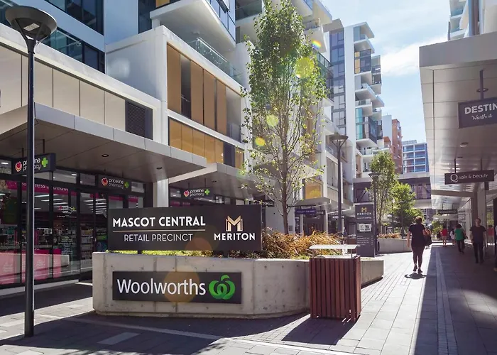 Meriton Suites Mascot Central Sydney