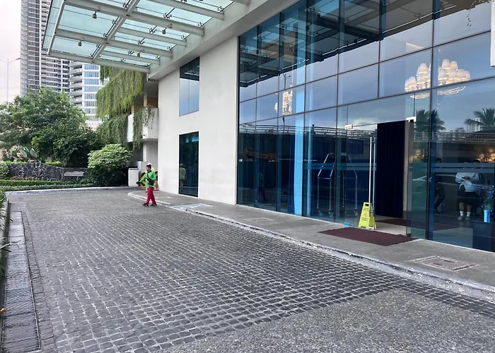 Acqua Private Residences - Iguazu Tower 36Th Flr Mandaluyong - Makati