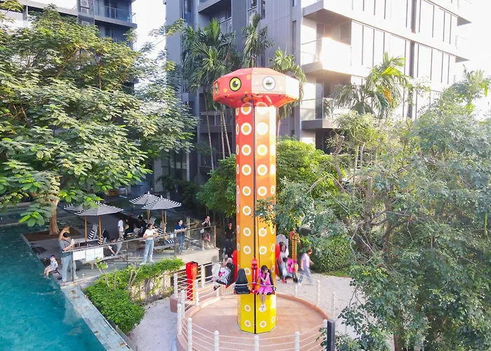 Balcony Seaside Sriracha Hotel & Serviced Apartments Si Racha