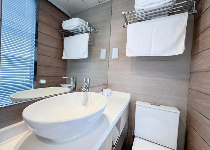 Bluejay Residences Ap Lei Chau Hong Kong