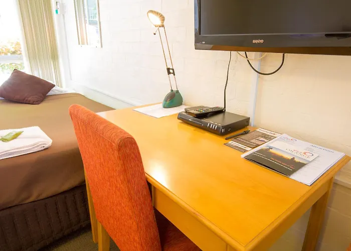 Summer East Apartments Orange